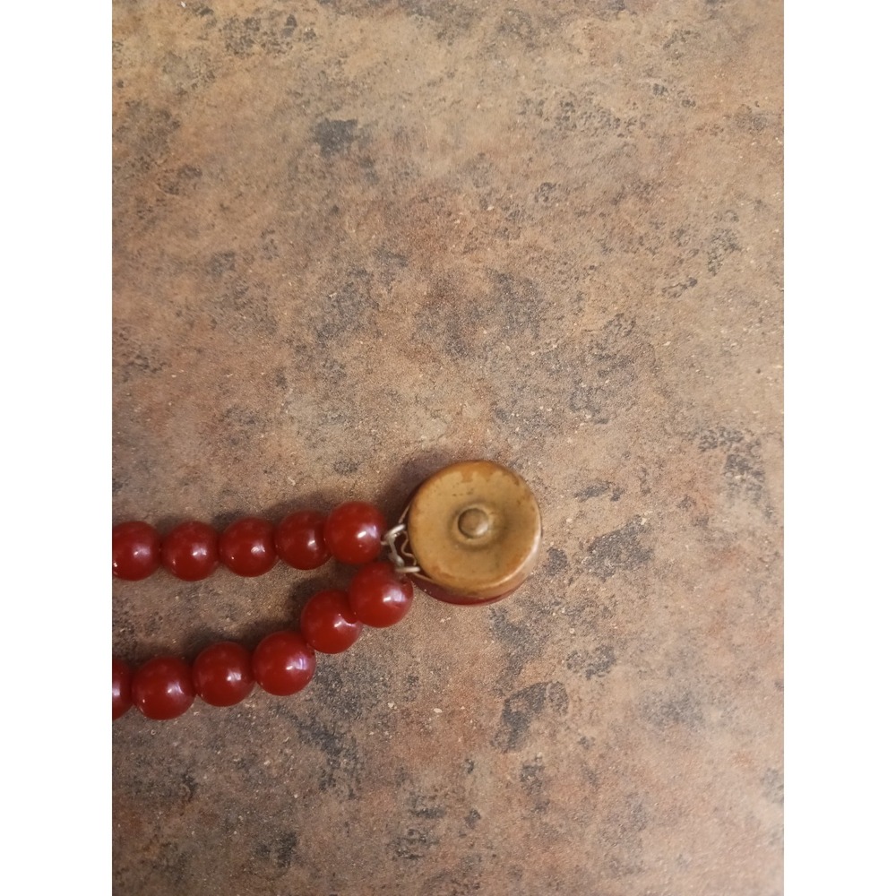 Vintage Bakelite Red Orange Strand Graduated Bead Necklace Round Clasp 16 Inch - Picture 9 of 13